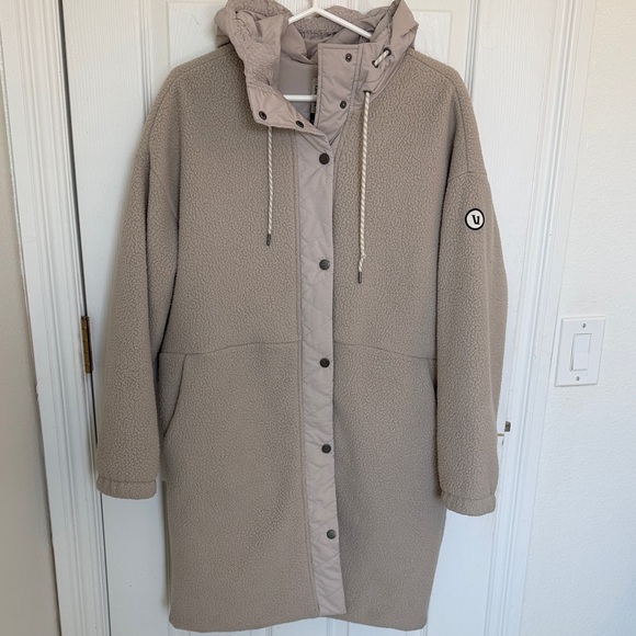 Vuori Jackets & Blazers - Vuori Taupe Teddy Fleece Hooded Jacket